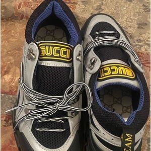 new & never used gucci shoes willing to negotiate just trying to get them off me